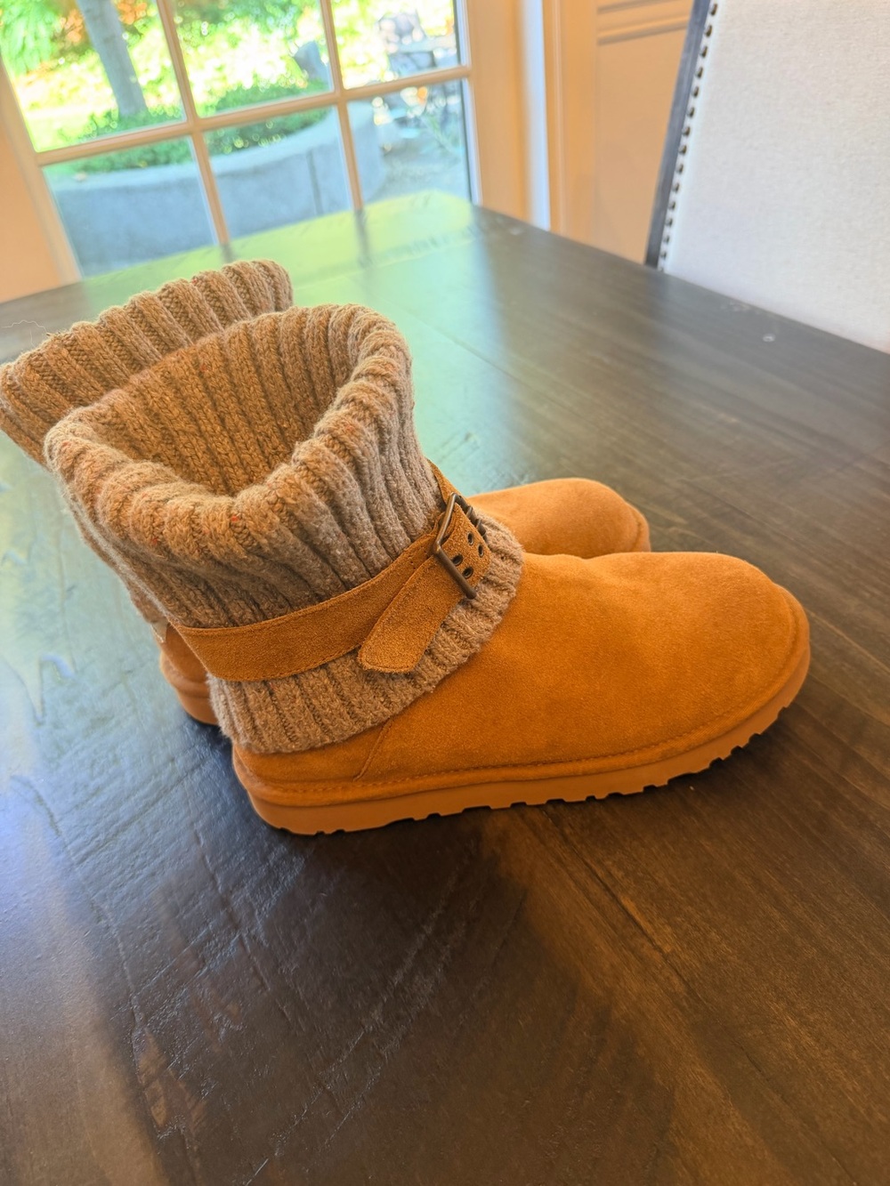 UGG Australia Cambridge Chestnut Suede & Knit Boots - Womens size 10